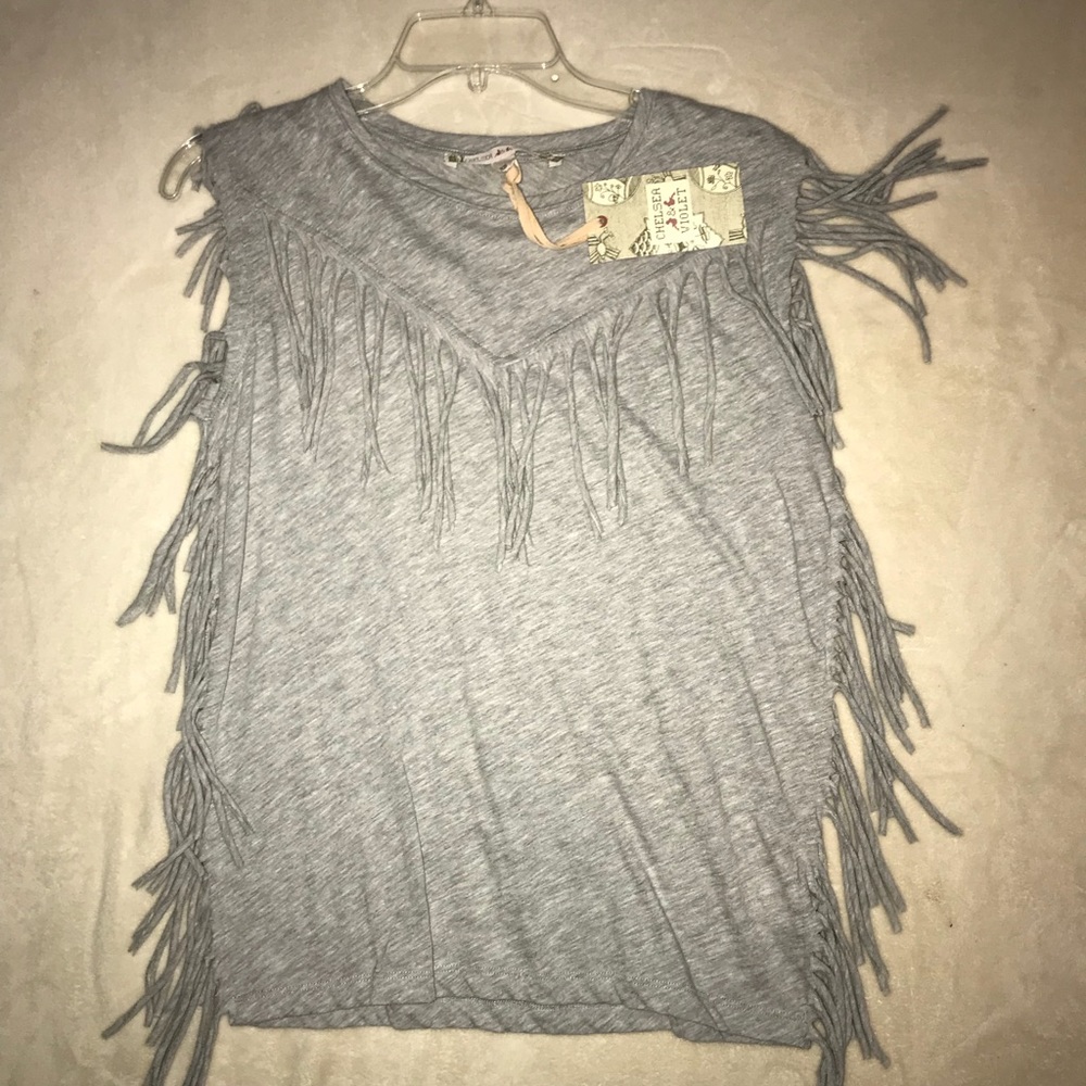 Gray/silver top